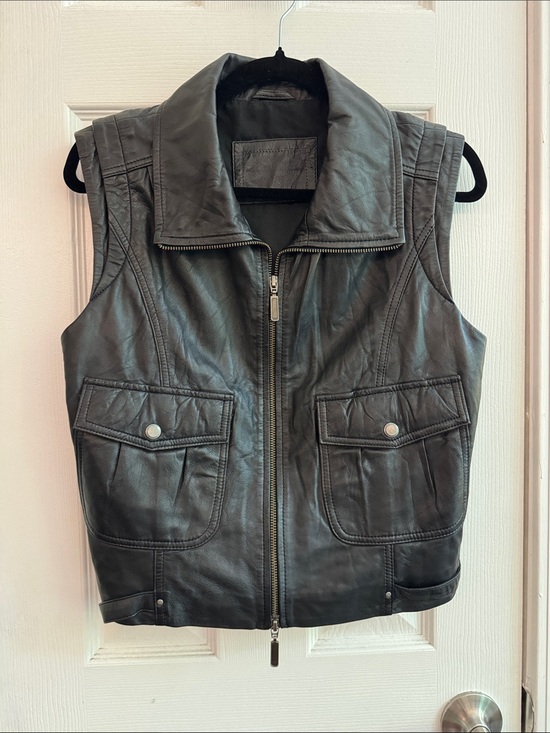 Jackets & Blazers - Sheepskin Leather Black Moto Vest Women’s Size 10